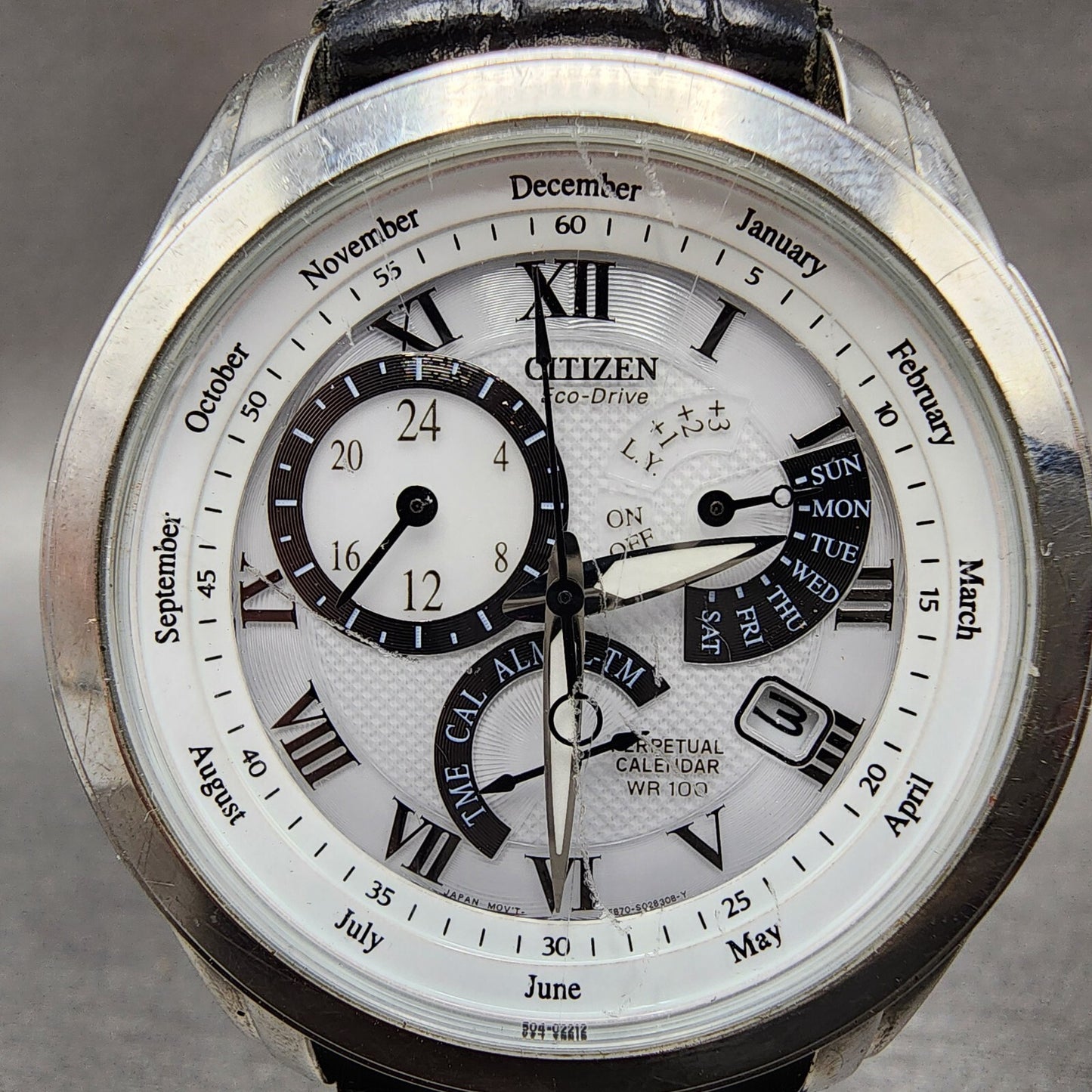 Citizen Eco-Drive Cal 8700 Watch Men 39mm White Dial Silver Perpetual Calendar
