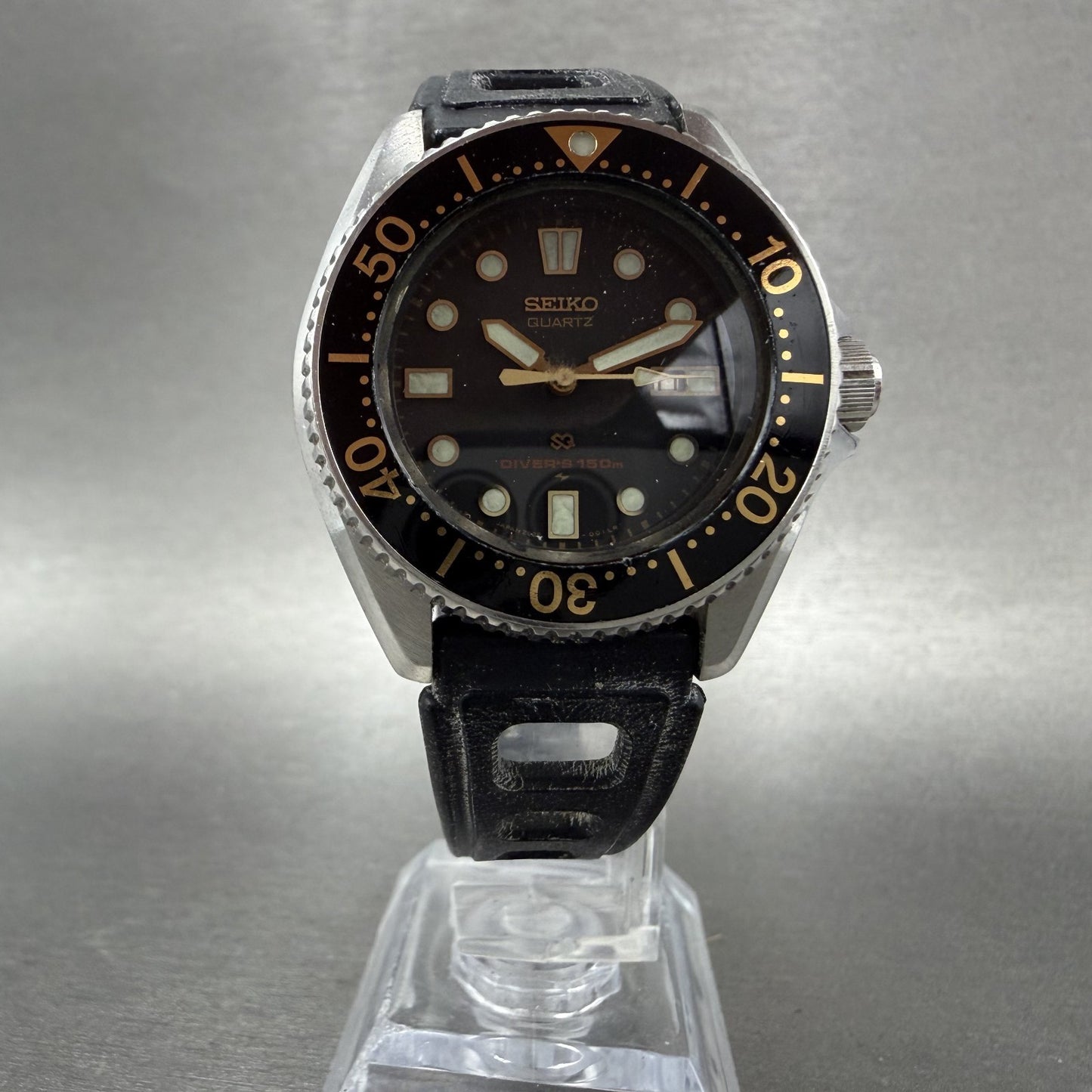 Seiko SQ Divers 150 Watch Women 34mm Black Dial Steel Date 2625-0019 New Battery5