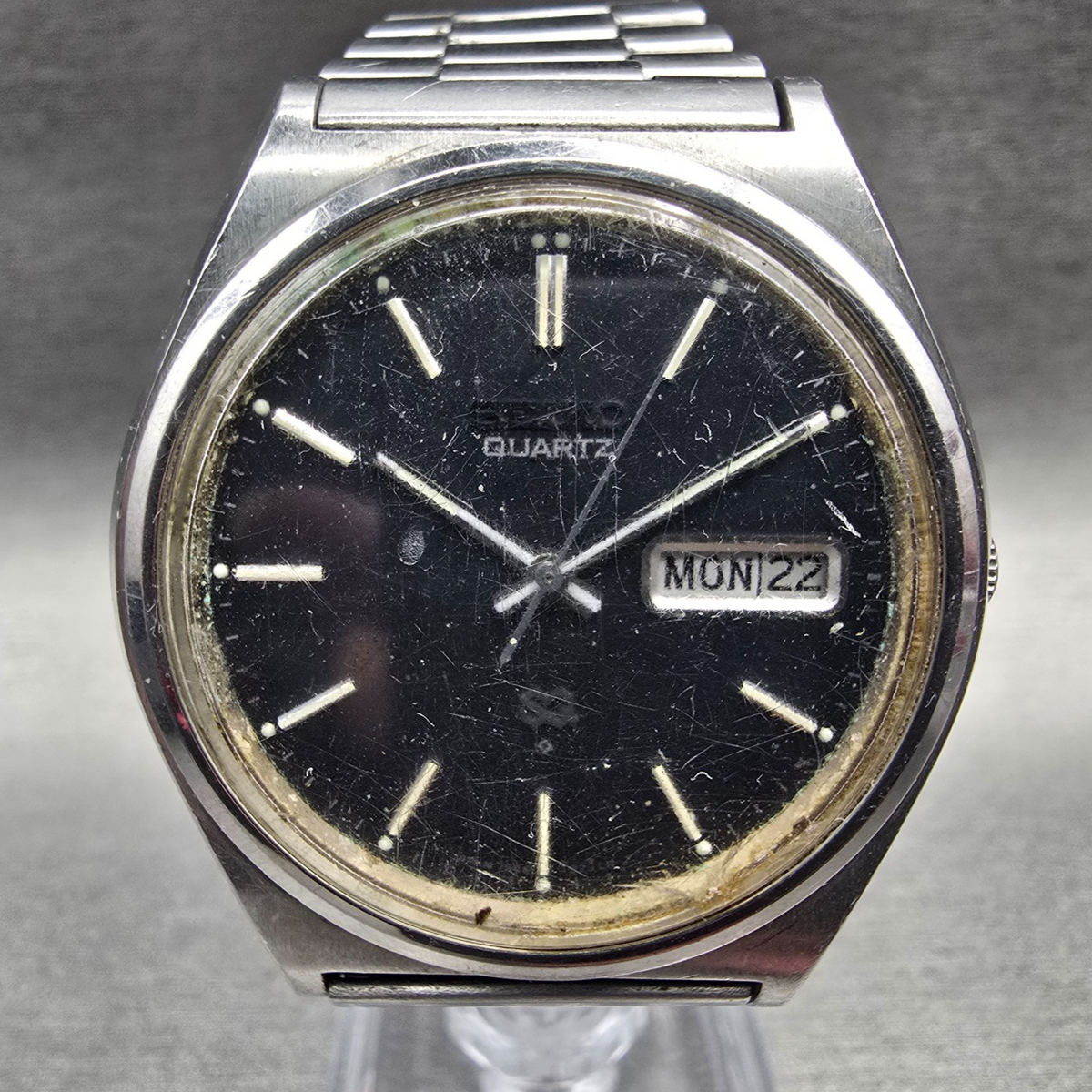 Seiko SQ Watch Men 37mm Black Dial Silver Tone Daydate Round 7546-8049 New Batt0
