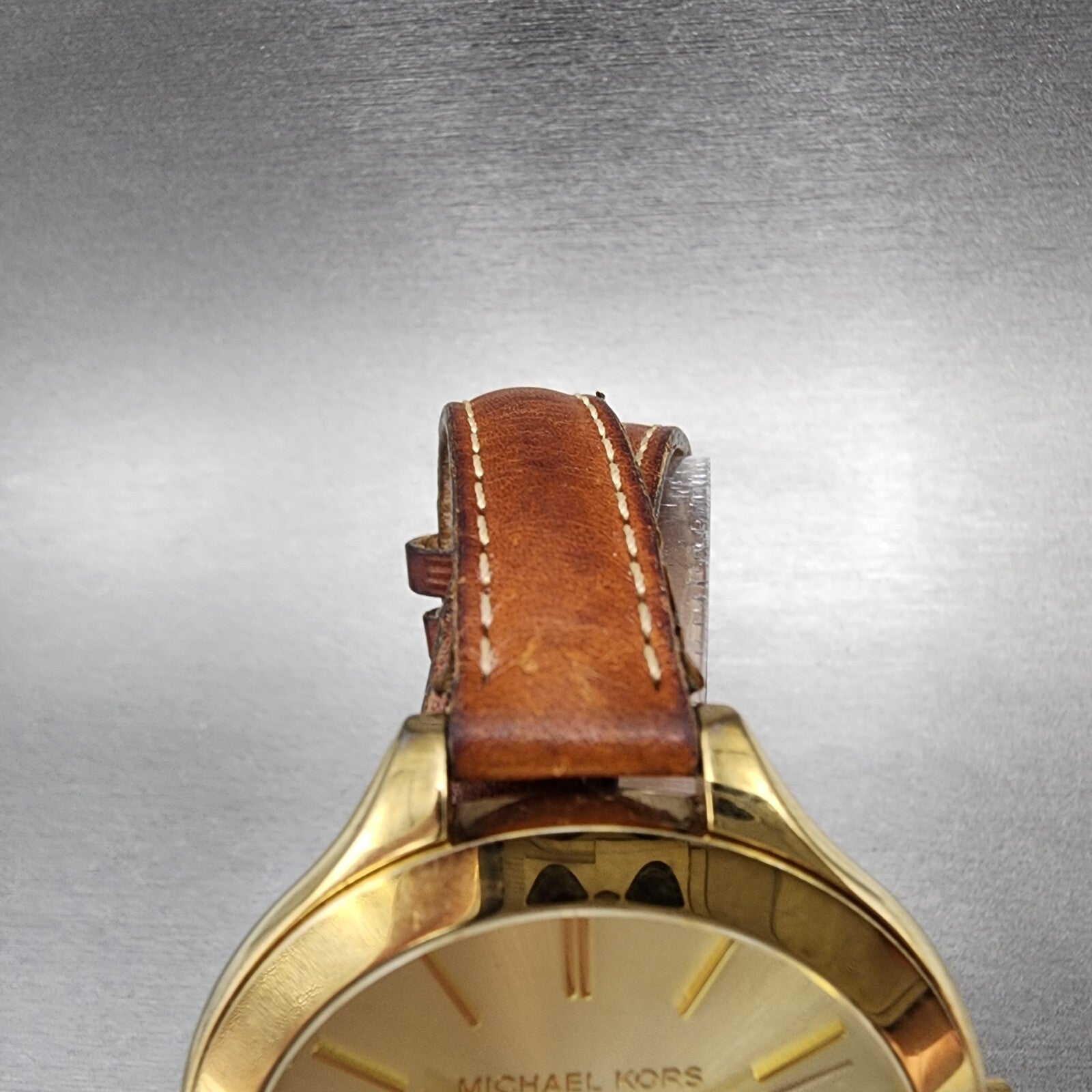 Michael Kors Slim Runway Watch Women 42mm Gold Dial Gold Tone Round New Battery4