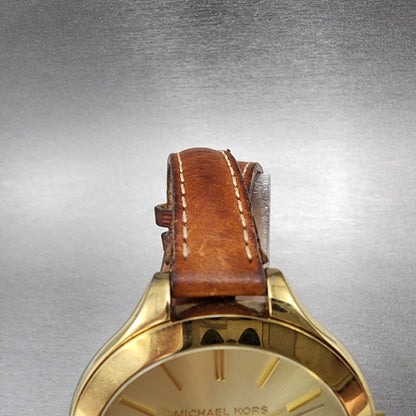 Michael Kors Slim Runway Watch Women 42mm Gold Dial Gold Tone Round New Battery4