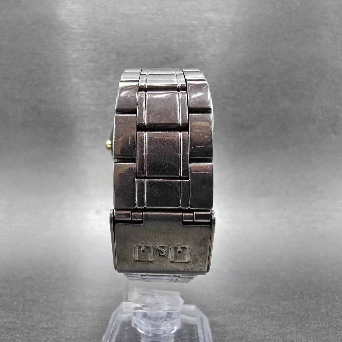 Citizen Q&Q Solar Watch Men 35mm Champagne Dial Silver Tone Round Bracelet Runs8