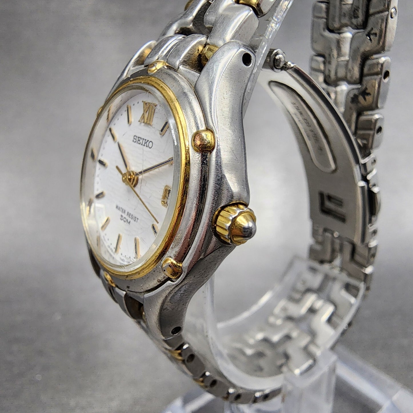 Seiko Watch Women 26mm White Dial Two Tone Date Round 7n820599 New Battery B4562
