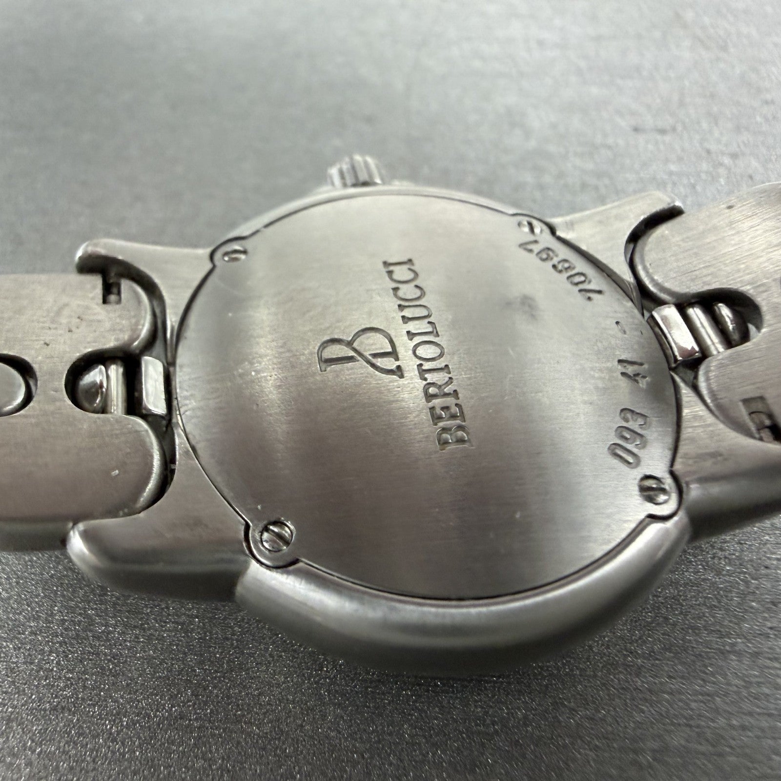 Bertolucci Pulchra Watch Women 29mm Silver Dial Stainless Steel Date New Battery9