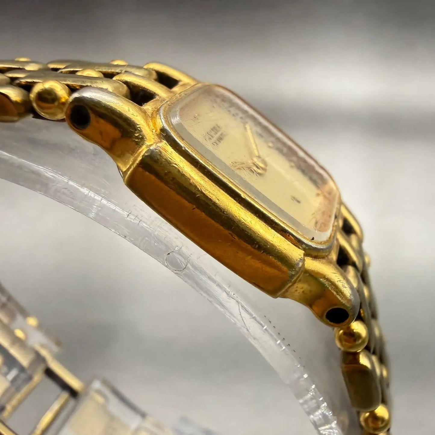 Citizen CQ Watch Women 15mm Champagne Dial Gold Rectangle 2250-S04701 New Batt3