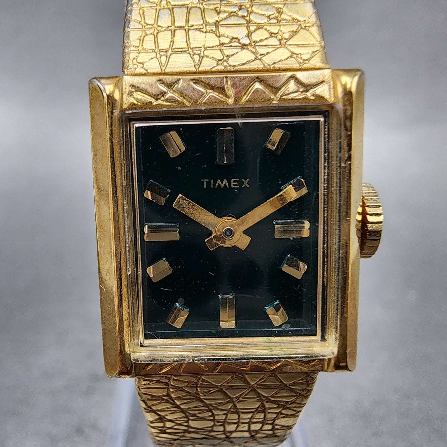 Timex Tank Watch Women 17mm Green Dial Gold Tone Rectangle Manual Wind Runs1