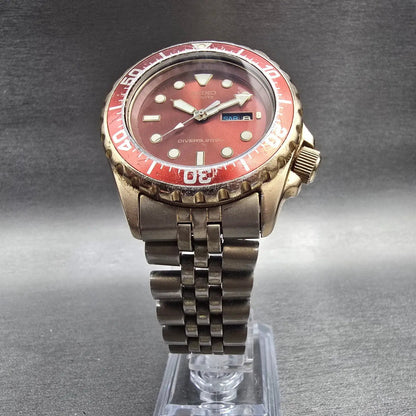 Seiko Diver Watch Men 41mm Red Dial Gold Daydate Round 7N36-6A39 New Battery5