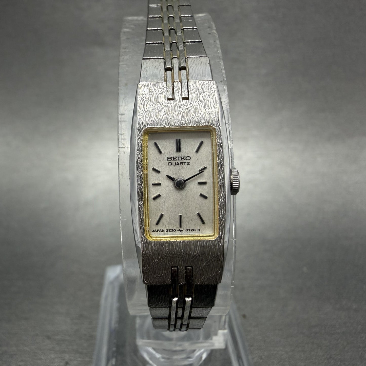 Seiko Tank Watch Women 12mm Silver Dial Silver Tone 2E20-5559 New Battery0