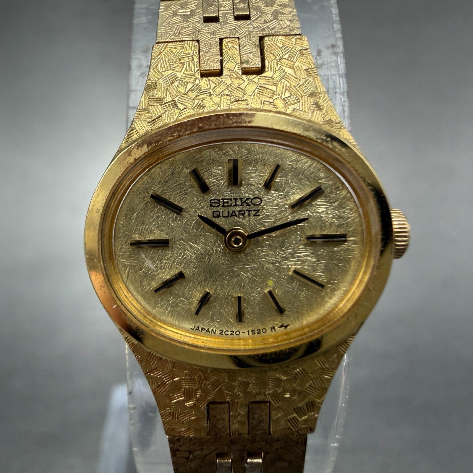 Seiko Watch Women 17mm Champagne Dial Gold Tone 2C20-5759 Oval New Battery TH1