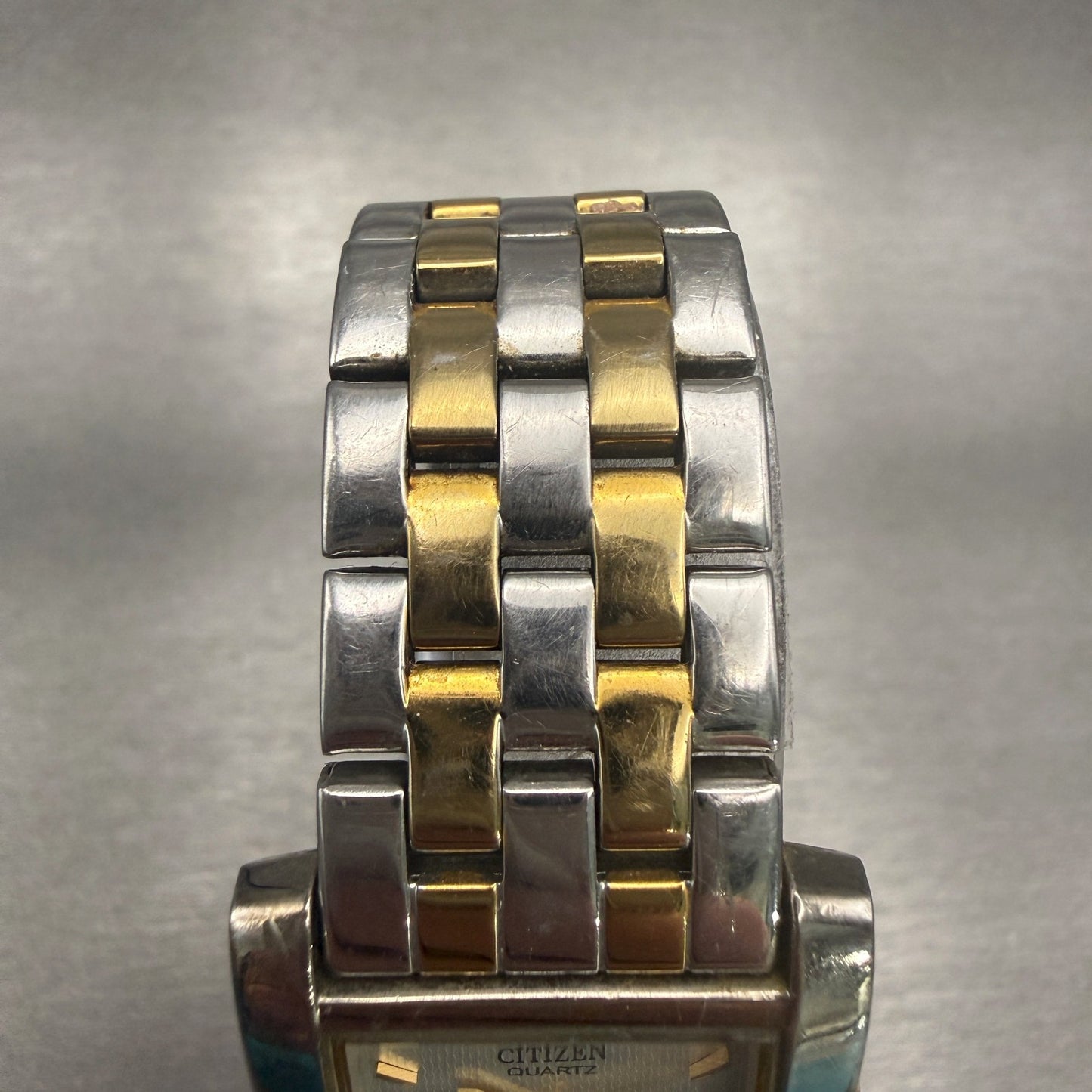 Citizen Watch Men 27mm Silver Dial Two Tone Date Rectangle 1012-S004489 New Batt4