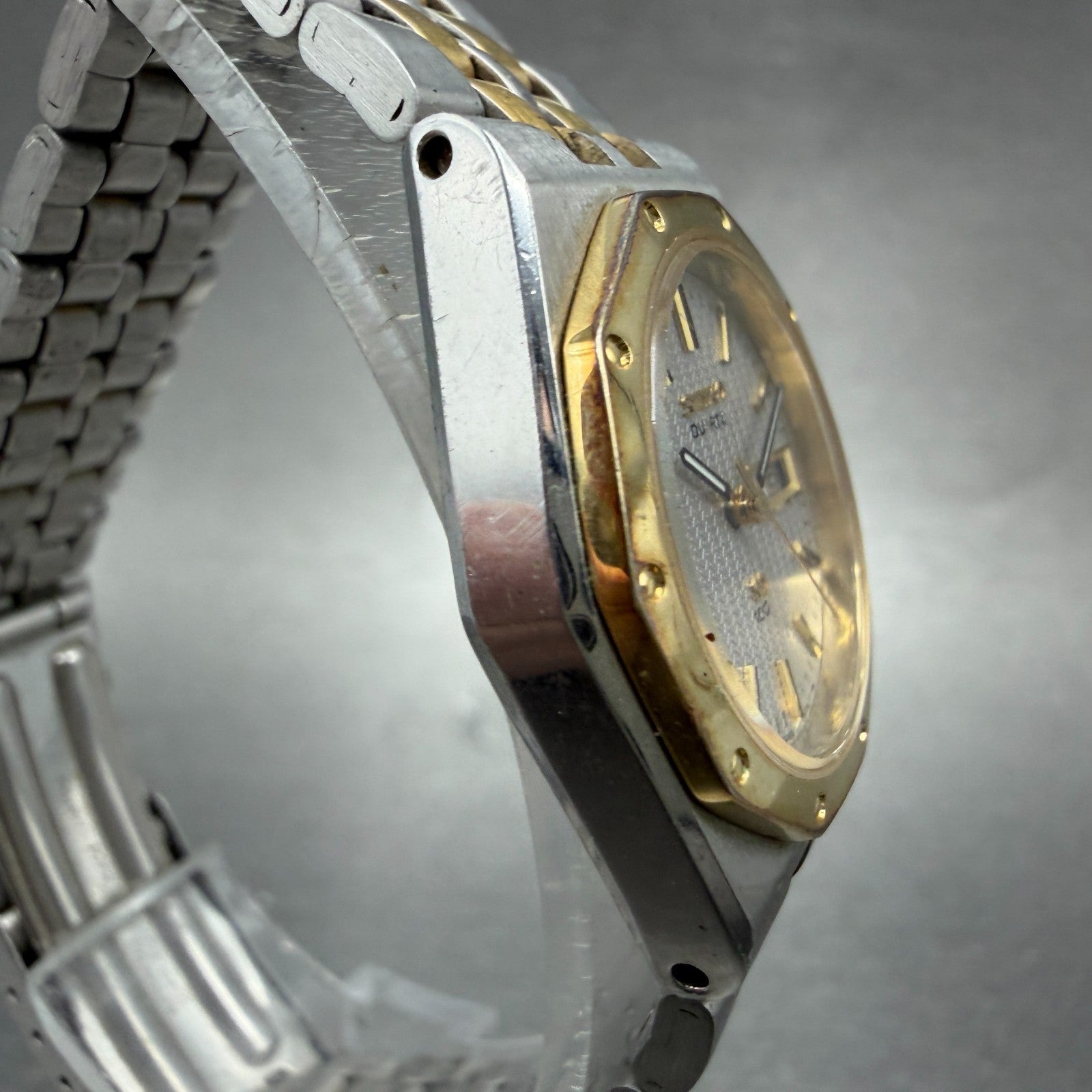 Seiko SQ Watch Women 26mm Silver Dial Two Tone Daydate 2A23-0100 New Battery VTG3