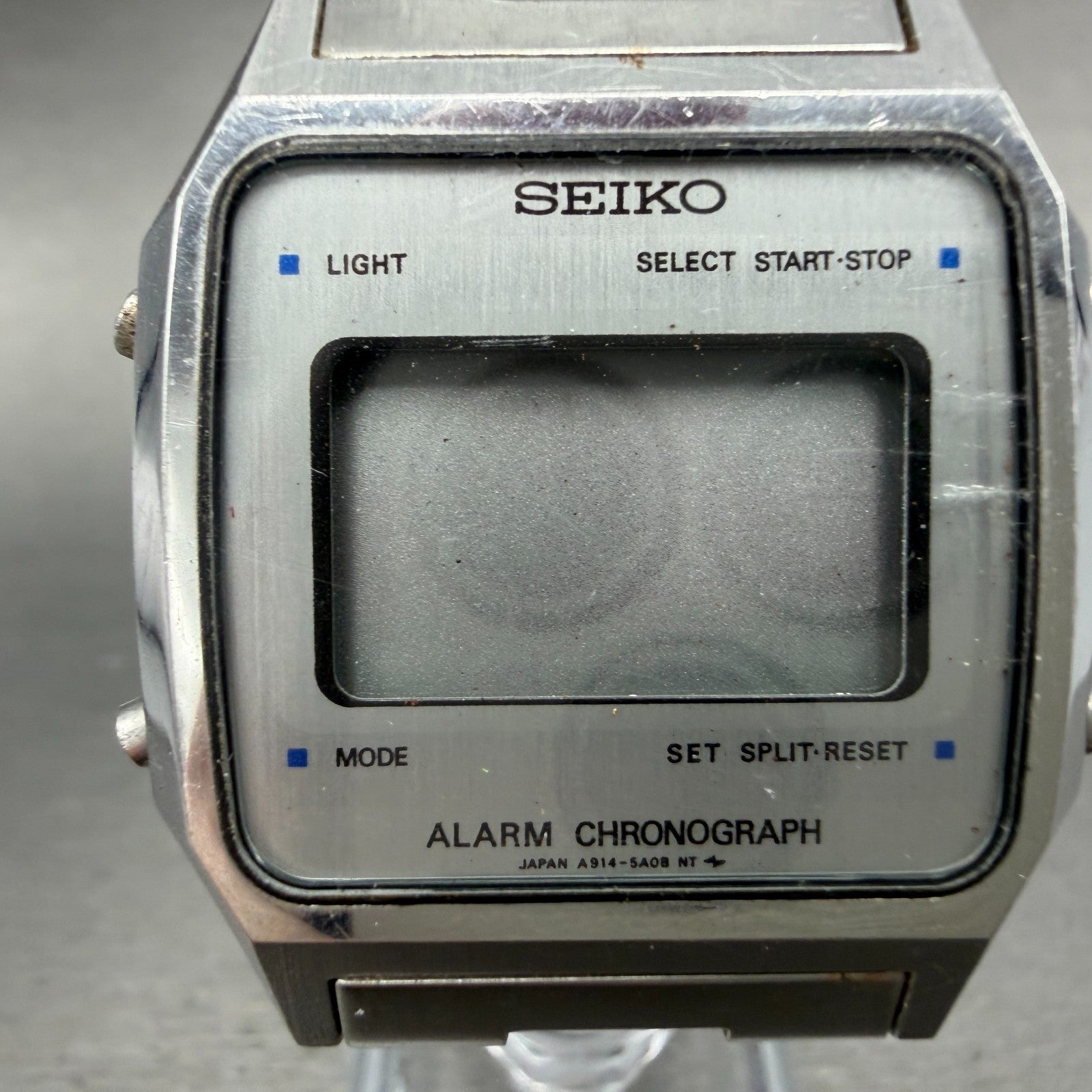 Seiko Digital Watch Men 33mm LCD Silver Tone Alarm Chrono A914-5A09 PARTS2