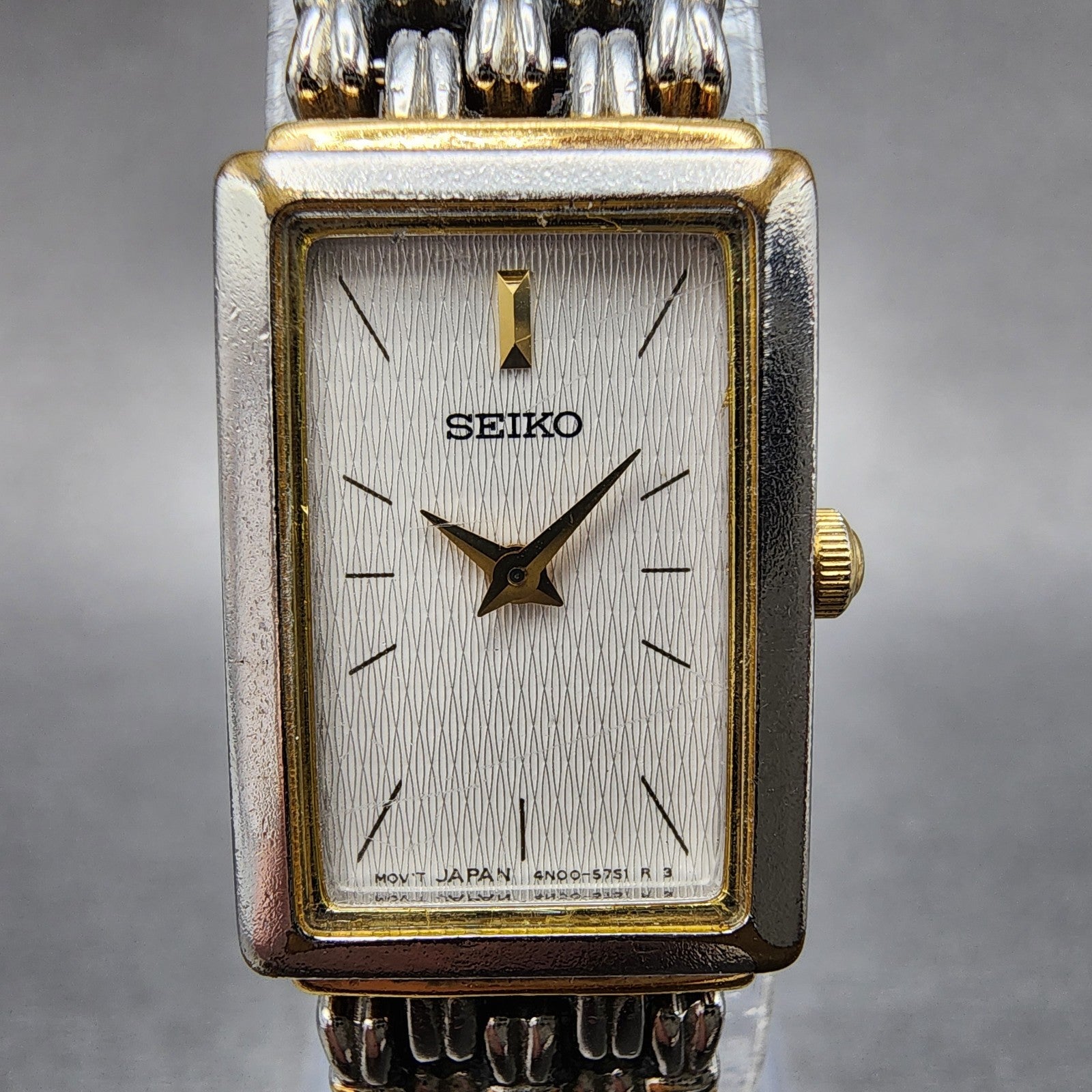 Seiko Tank Watch Women 15mm White Dial Two Tone Rectangle 4n007149 New Battery1