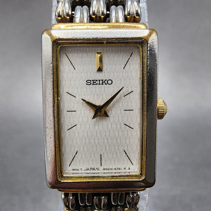 Seiko Tank Watch Women 15mm White Dial Two Tone Rectangle 4n007149 New Battery1