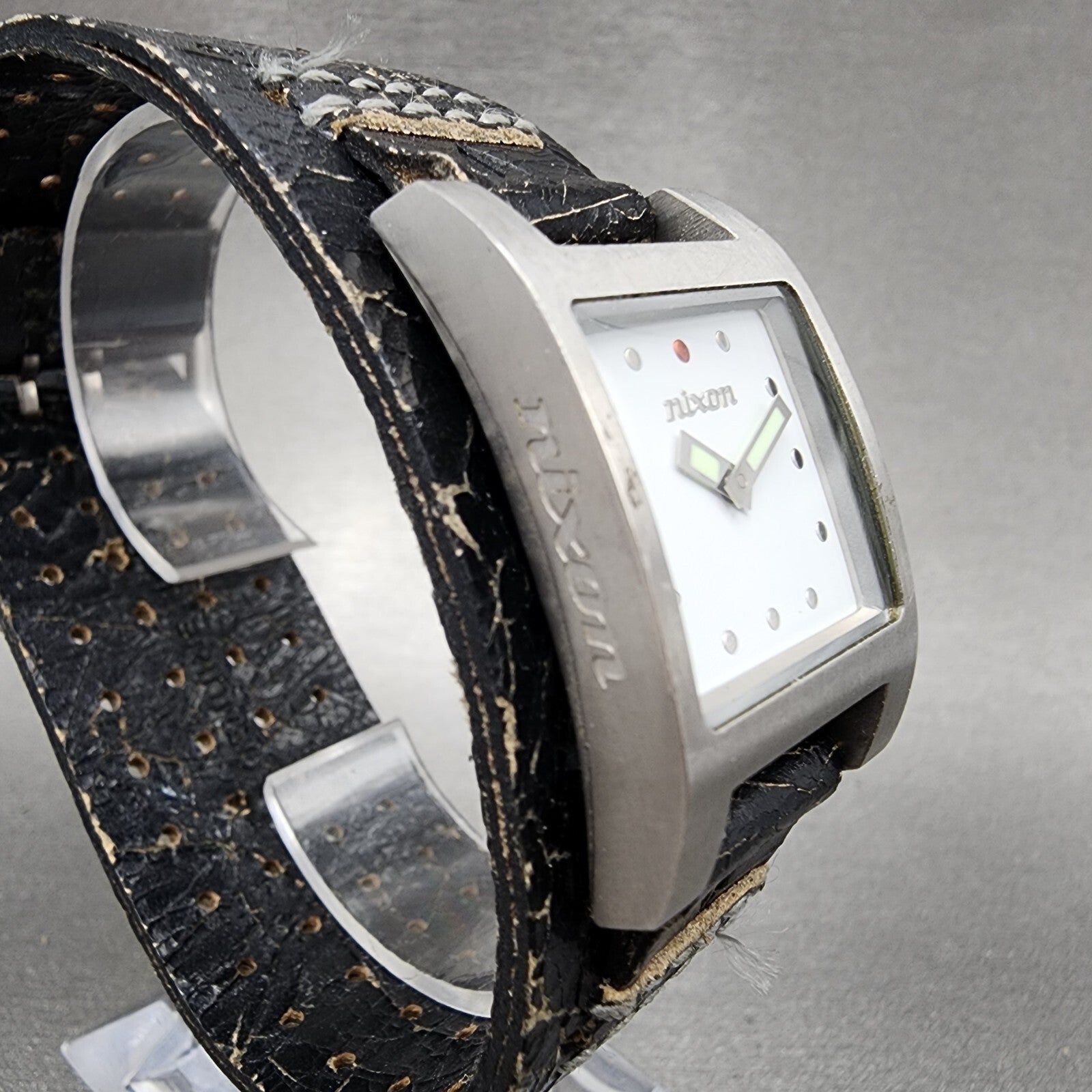 Nixon The Lizzie Watch Women 22mm White Dial Steel Leather Band New Battery3