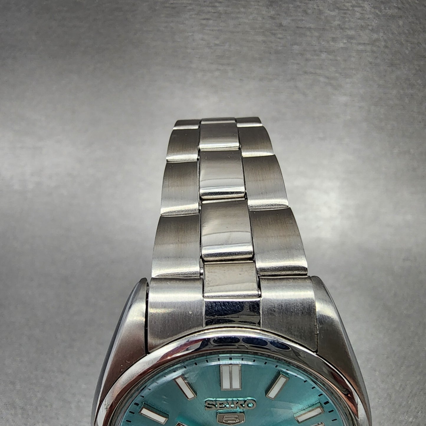 Seiko 5 Automatic Watch Men 37mm Ice Blue Dial Steel Daydate 70098211 Runs4