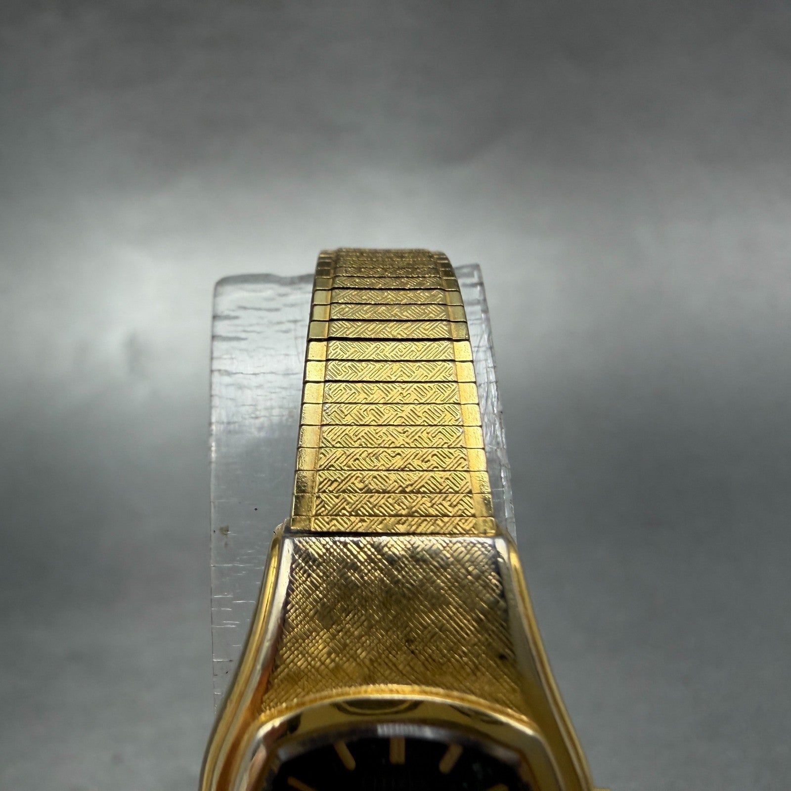 Citizen CQ Watch Women 17mm Black Dial Gold Tone Round 2951-S07581 New Battery4