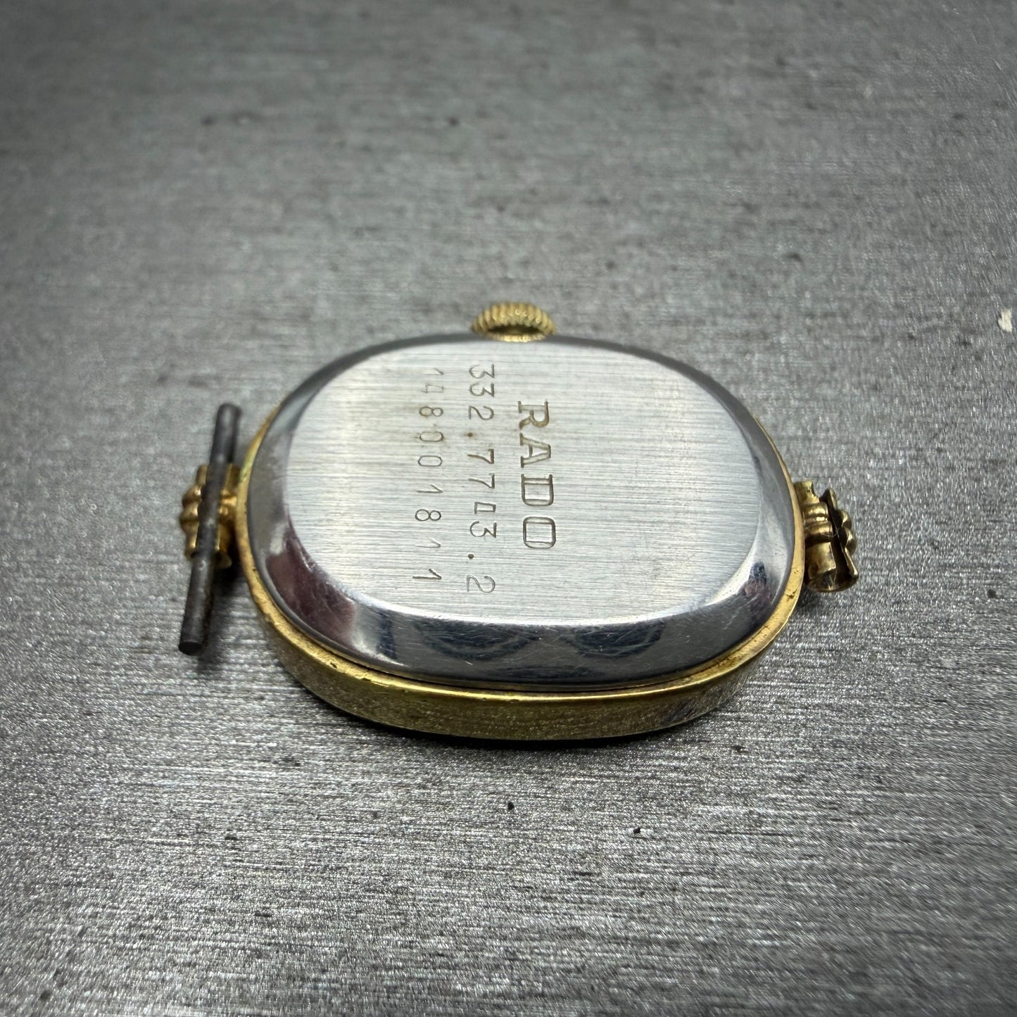 Rado Watch Women 20mm Gold Dial Gold Tone Oval Manual Wind Runs 332.7743.211