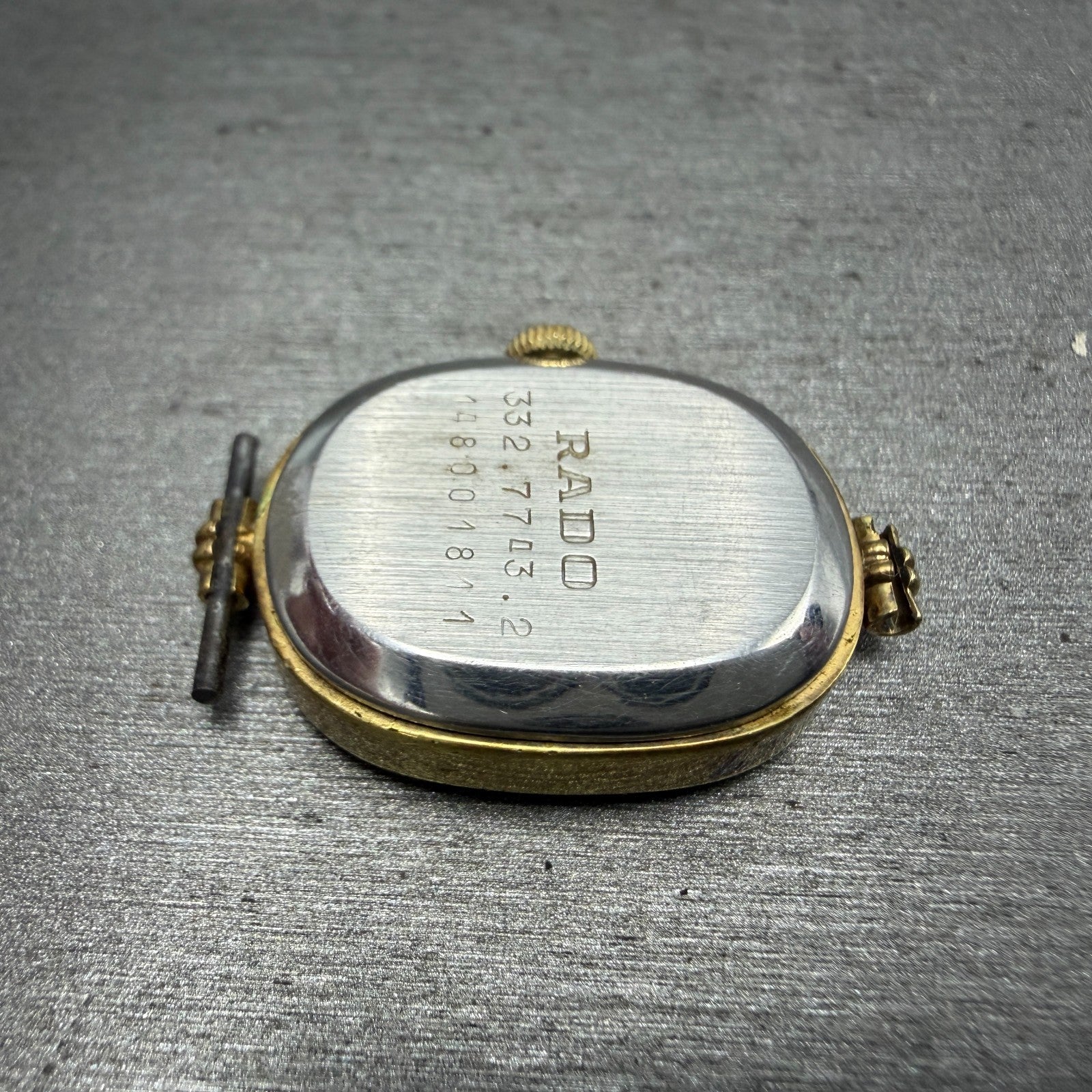 Rado Watch Women 20mm Gold Dial Gold Tone Oval Manual Wind Runs 332.7743.211
