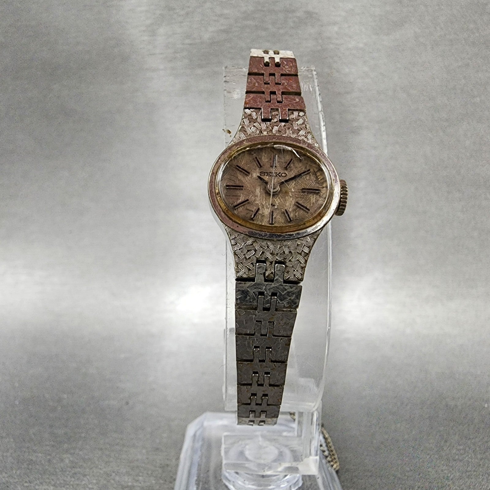 Seiko Watch Women 17mm Silver Dial Silver Tone Manual Round 117619 Runs VTG AB15