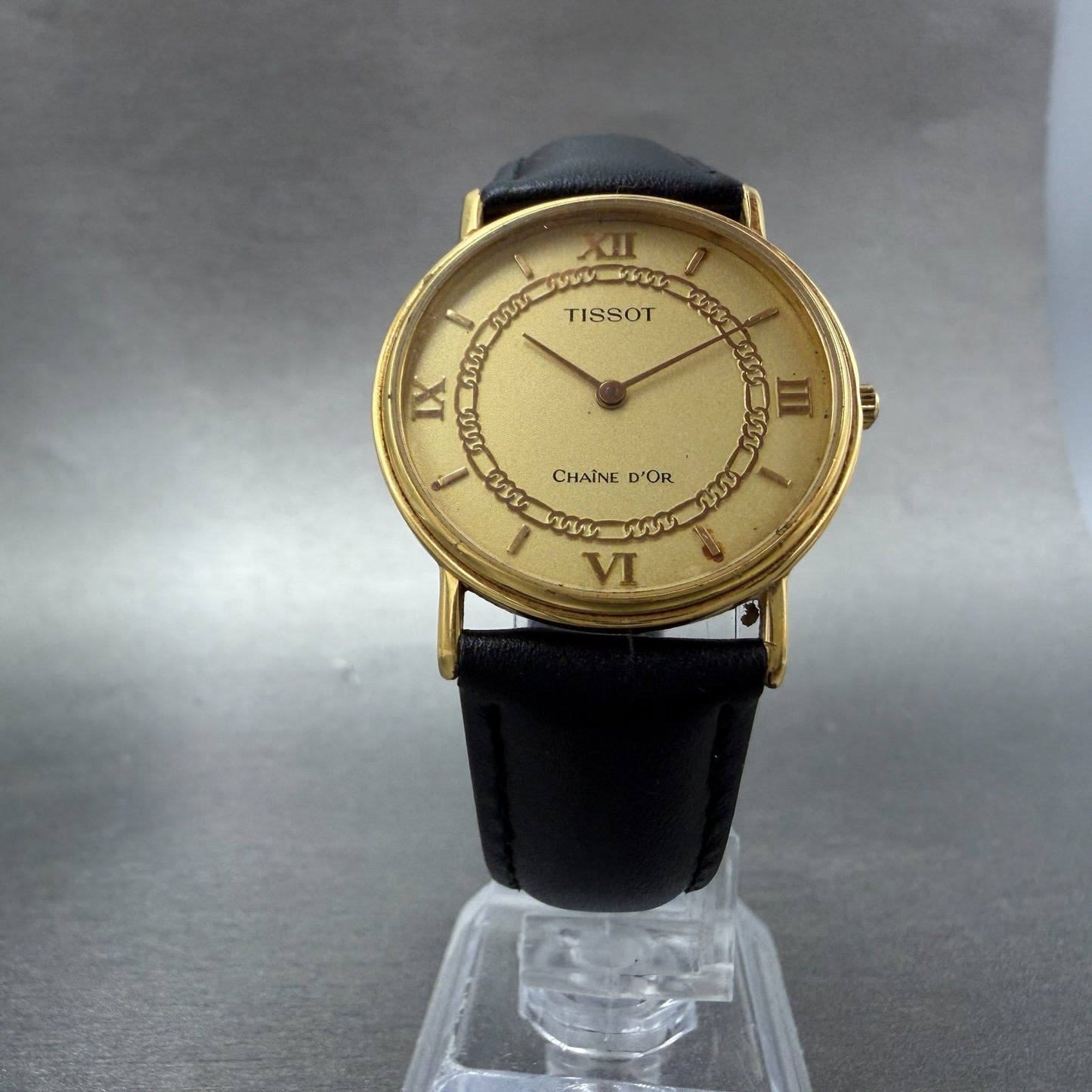 Tissot Watch Unisex 31mm Gold Dial Gold Tone Round E168 Chaine D'Or New battery6