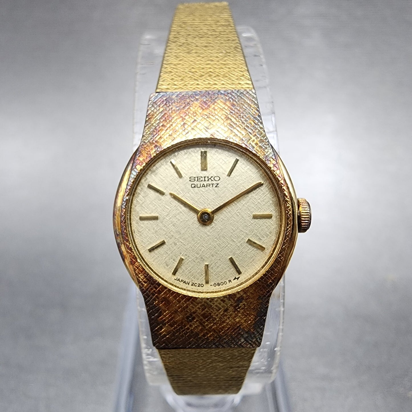 Seiko Watch Women 17mm Champange Dial Gold Tone Round 2C200149 New Battery0