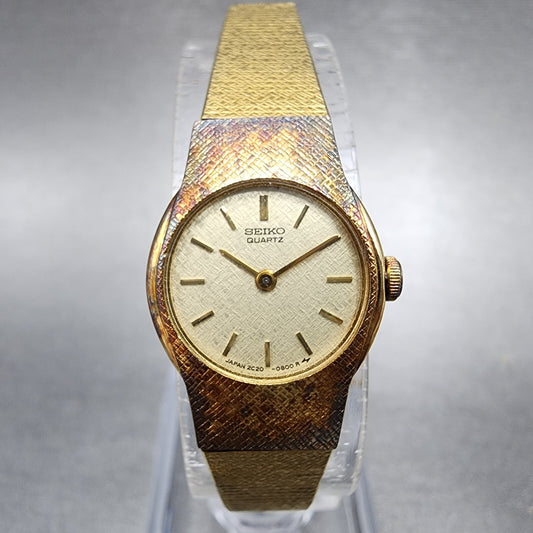 Seiko Watch Women 17mm Champange Dial Gold Tone Round 2C200149 New Battery0