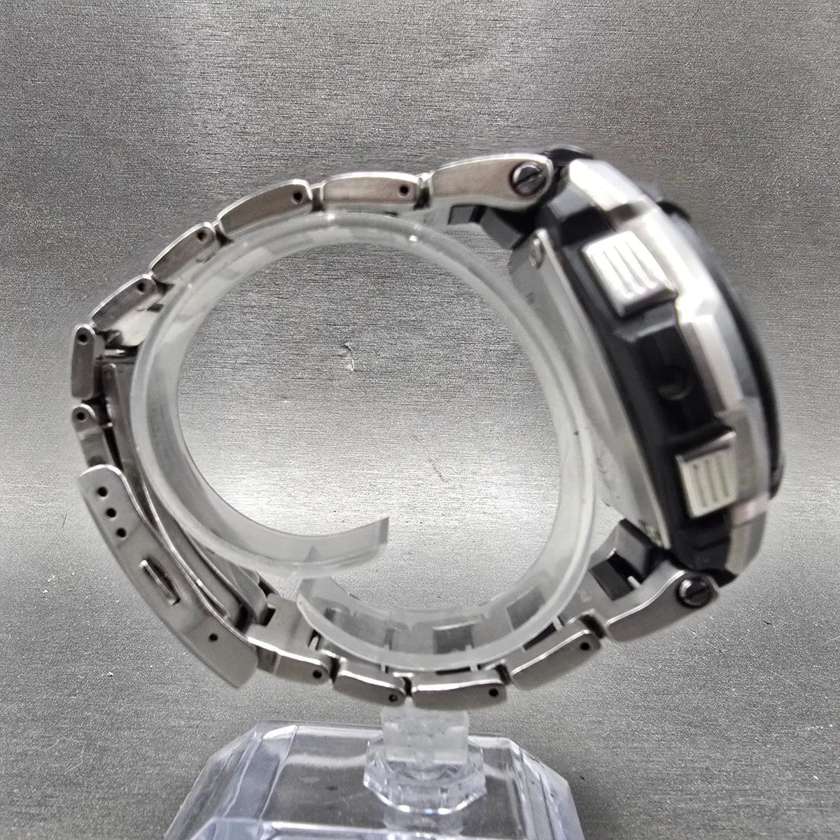 Casio G-Shock MTG-1200 Watch Men 47mm Black Dial Black Silver Date Round Works8