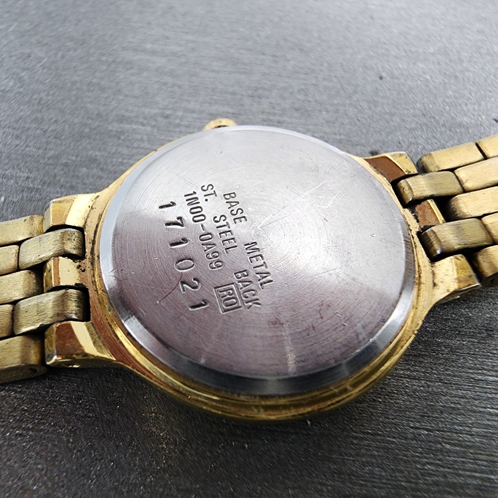 Seiko Watch Women 22mm Black Dial Gold Tone Round 1n000a99 New Battery9