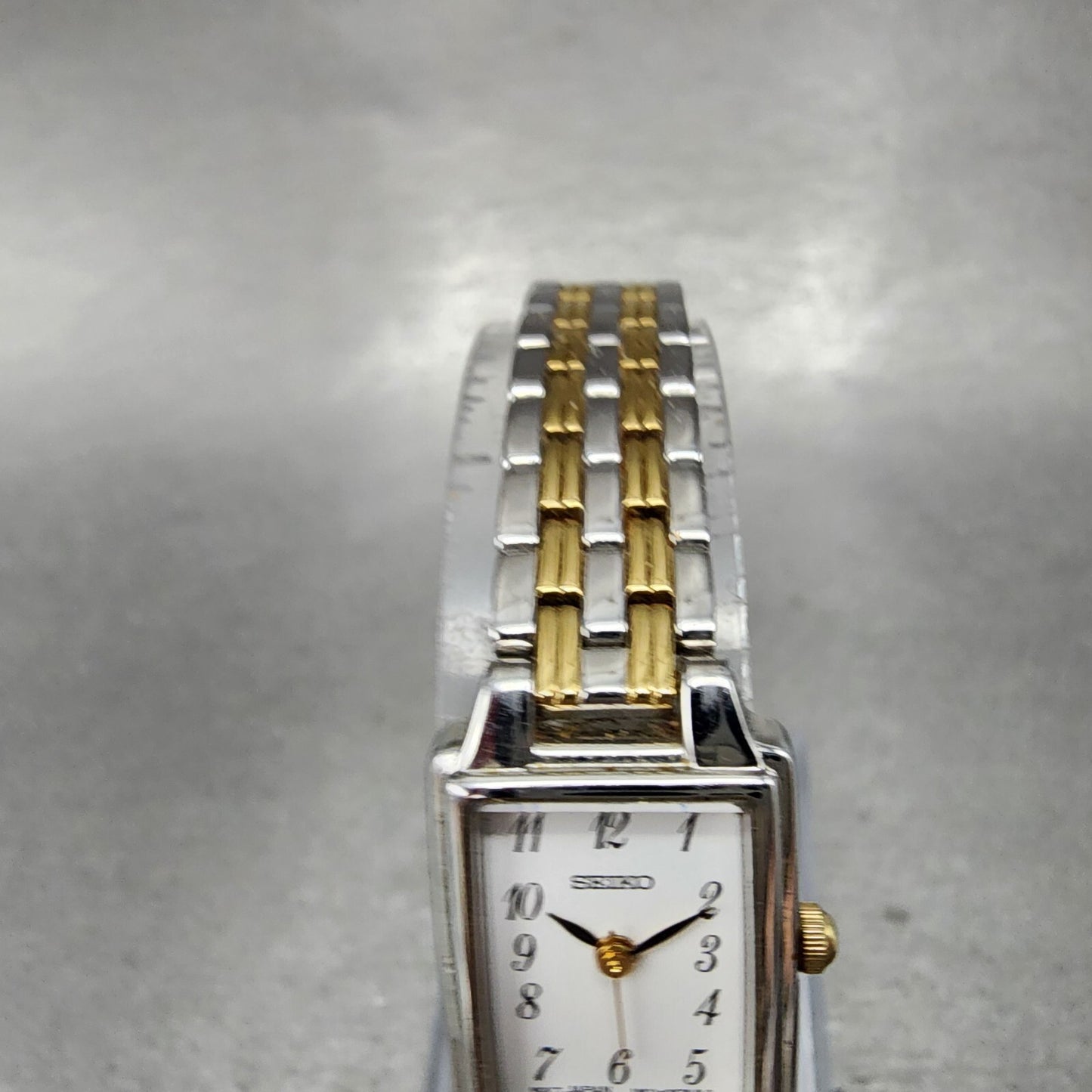 Seiko Tank Watch Women 16mm White Dial Two Tone Rectangle 1N010FH0 New Battery4