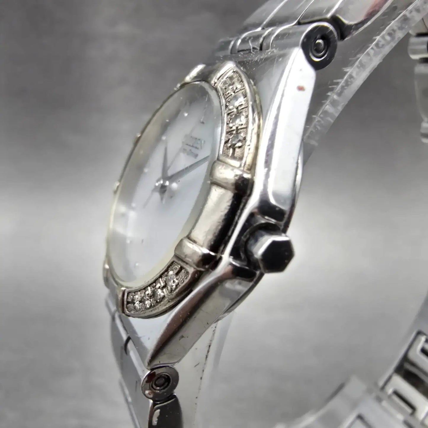 Citizen Eco-Drive Watch Women 26mm Silver Dial Silver Tone E030-H26639 Runs2
