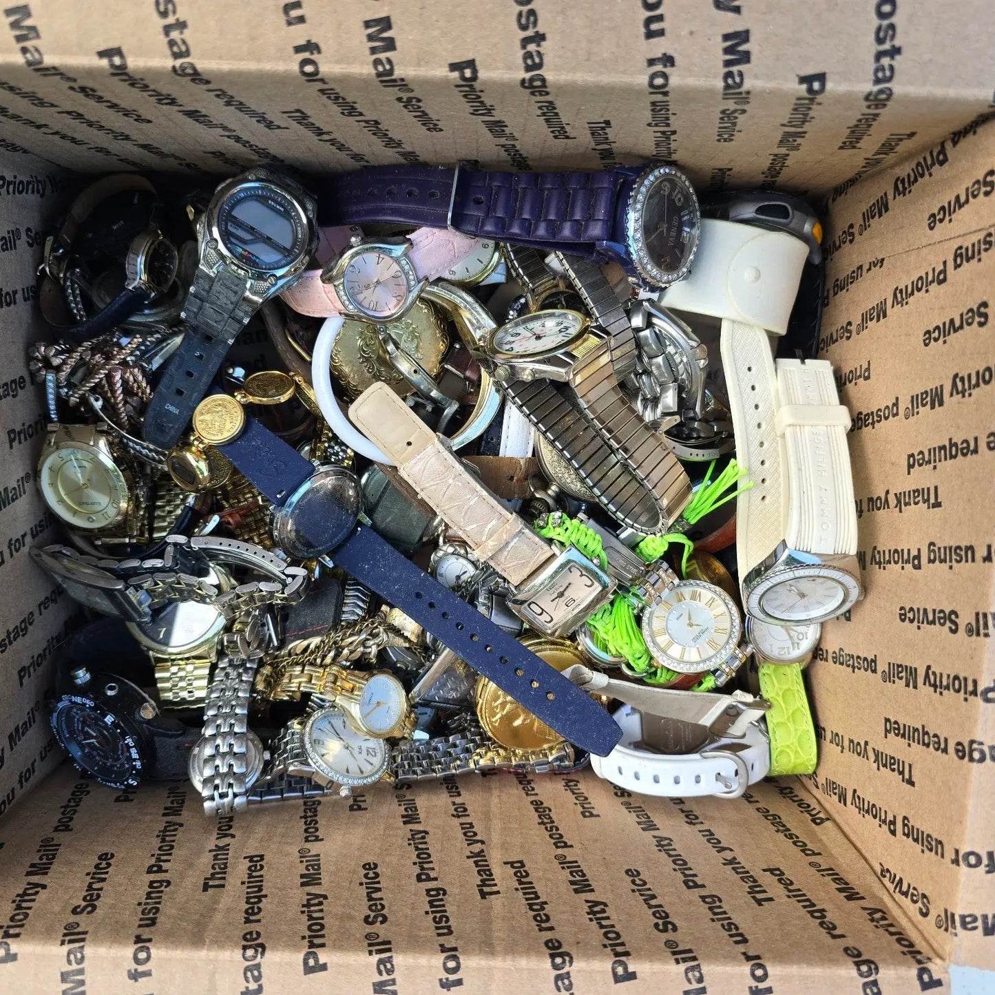 Watch Lot Men Women Skagen Pulsar Fossil Timex 18.6 LB VTG Modern PARTS6