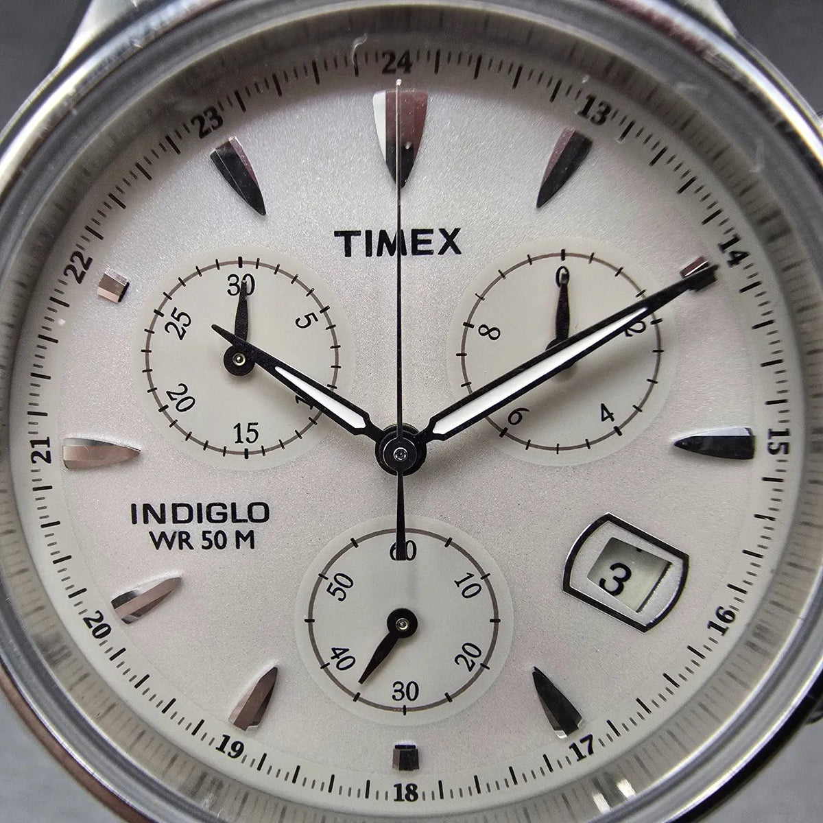 Timex Chronograph Watch Men 38mm White Dial Silver Date TW2R88200 New Battery1