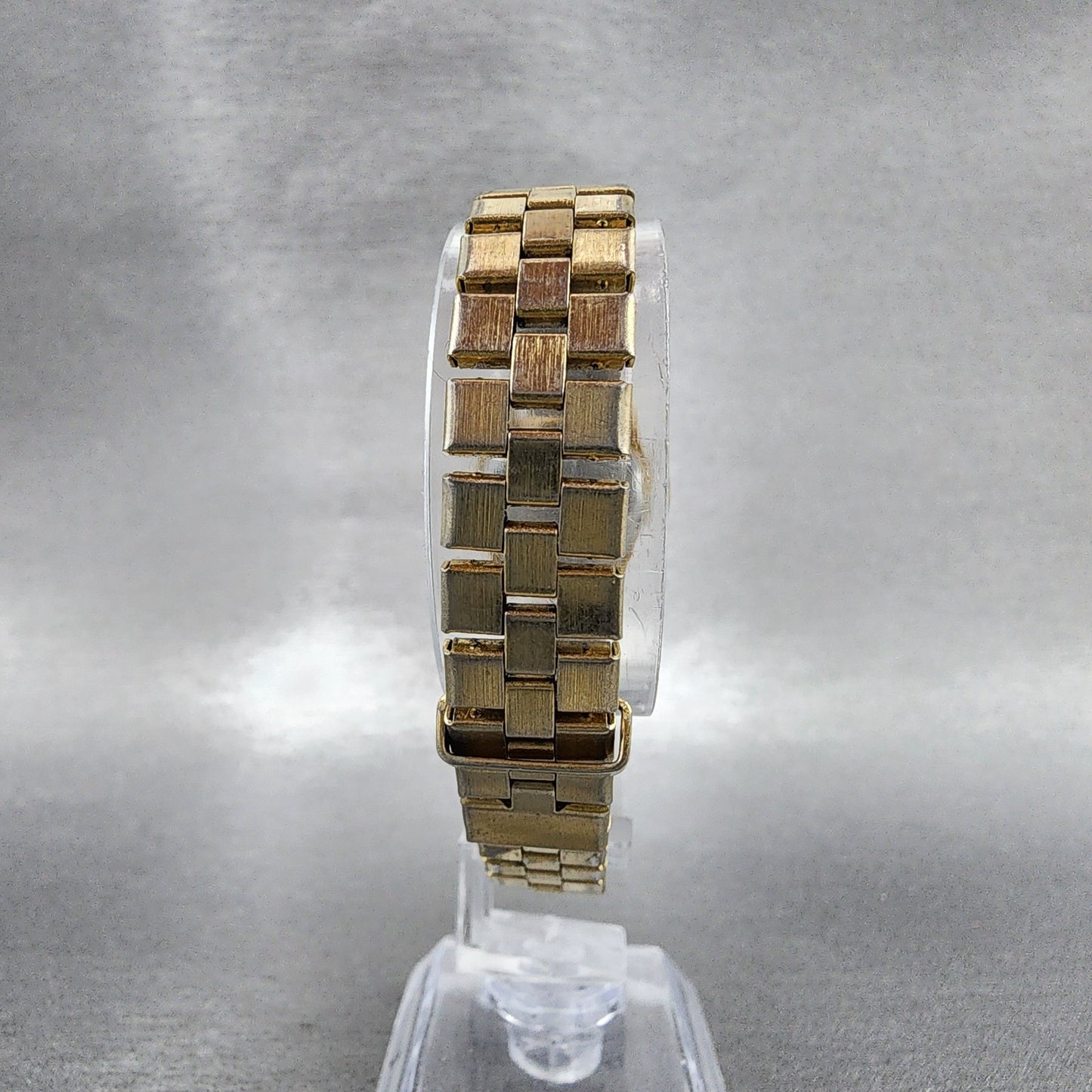 Citizen Seven Watch Women 24mm White Dial Gold Tone Date Round New Battery VTG8