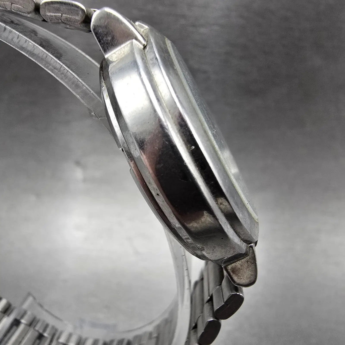 Citizen Eco-Drive Watch Men 35mm White Dial Silver Date Round E110-S95625 Runs3