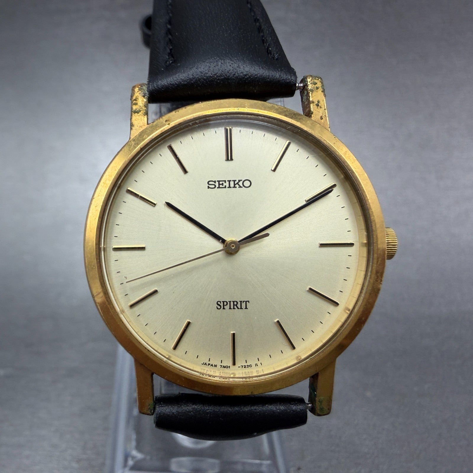 Seiko Spirit Watch Men 32mm Champagne Dial Gold Tone 7N01-7060 New Battery TYH0