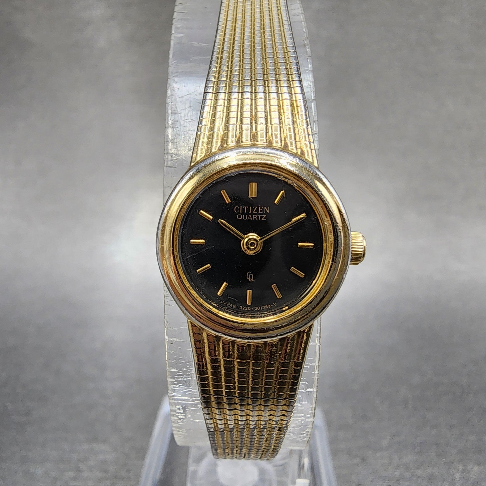 Citizen CQ Watch Women 17mm Black Dial Gold Tone Round 3220324234 New Battery0