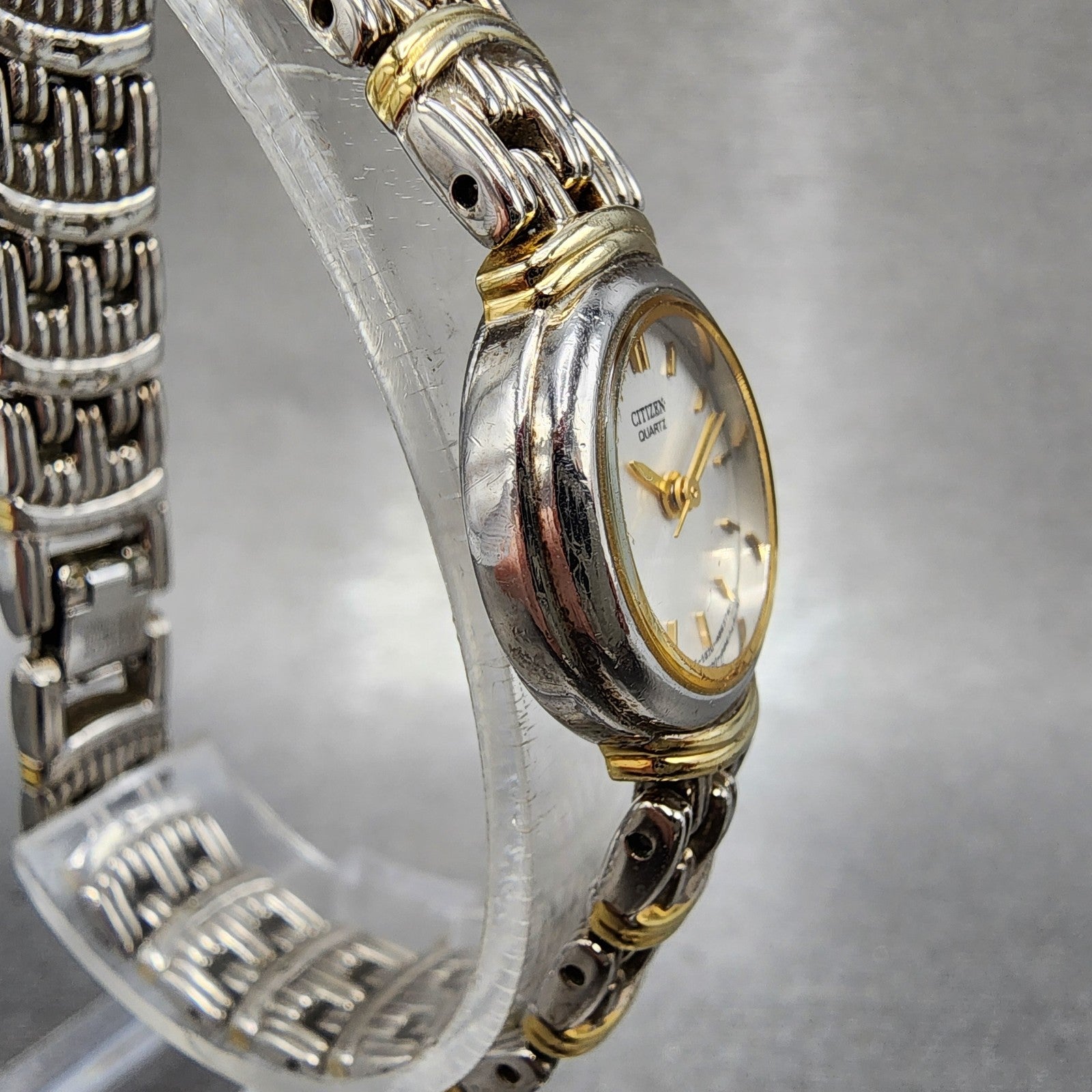 Citizen Watch Women 19mm Silver Dial Two Tone Round 5930S72242 New Battery3