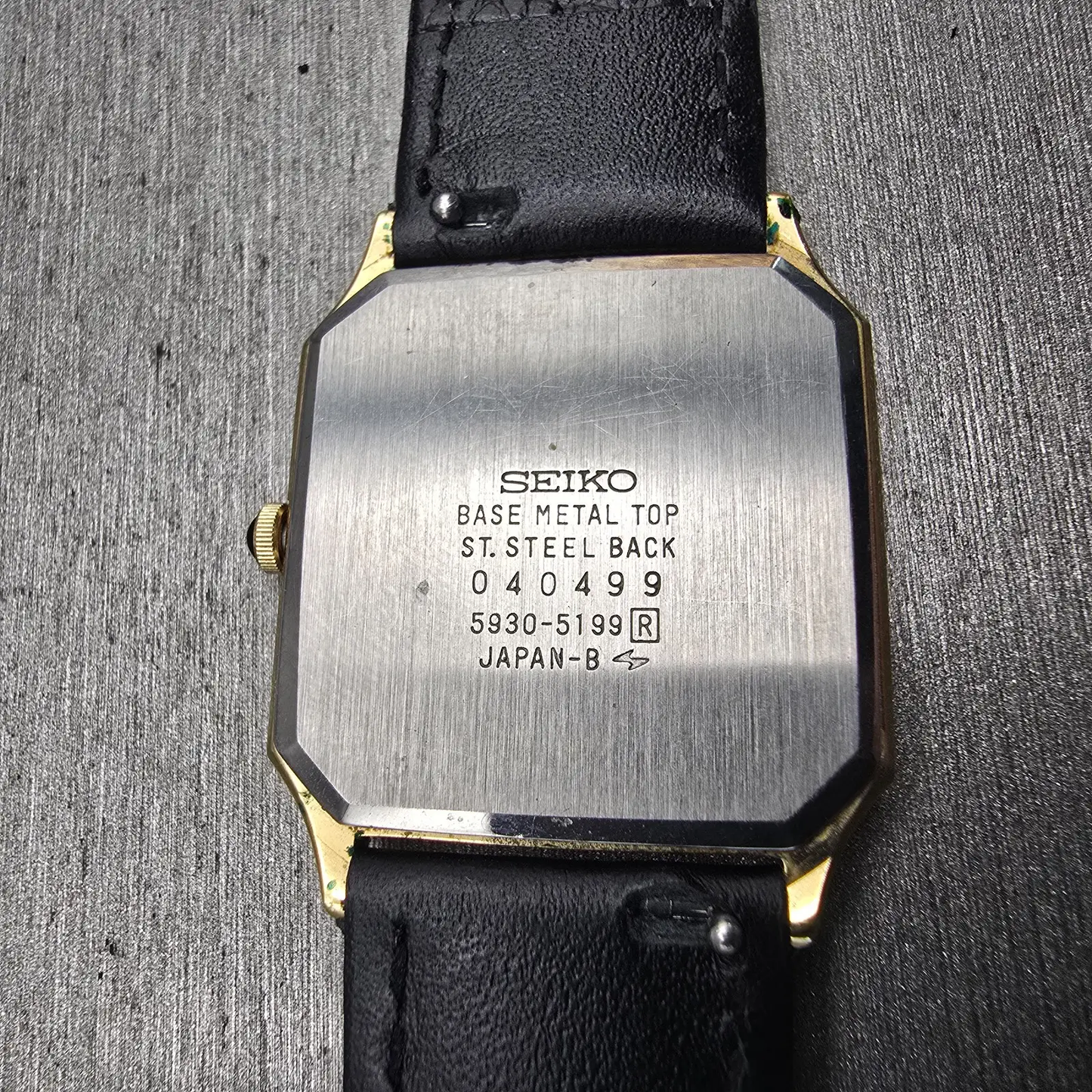 Seiko Watch Men 27mm Gold Dial Gold Tone Rectangle 5930-5199 New Battery Vintage10