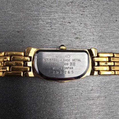 Seiko Half Moon Watch Women 14mm Black Dial Gold Diamonds 2E20-7309 New Battery10