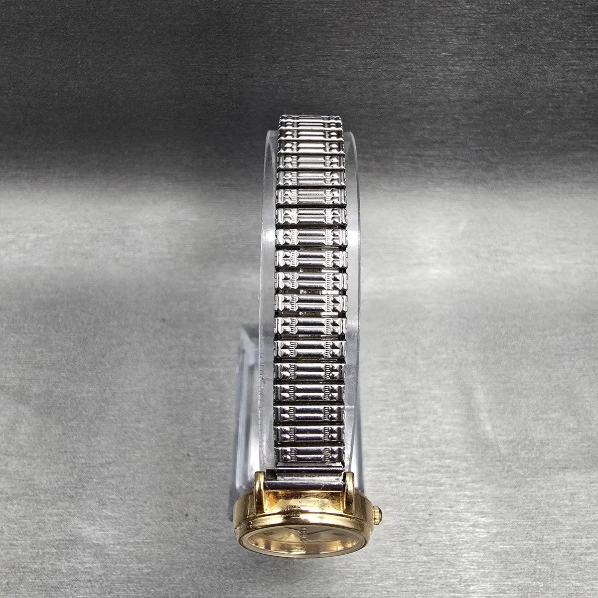 Seiko Alba Watch Women 24mm Champagne Dial Gold Tone Round V515-6300 New Battery4