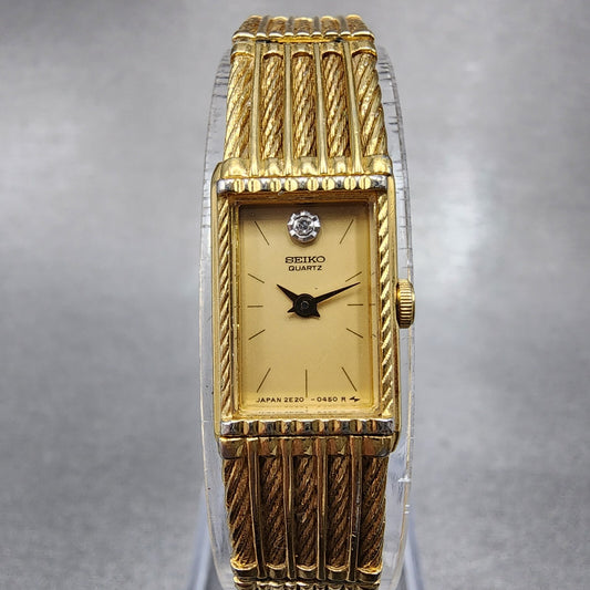 Seiko Tank Women 12mm Champagne Dial Gold Tone 2e205269 New Battery0