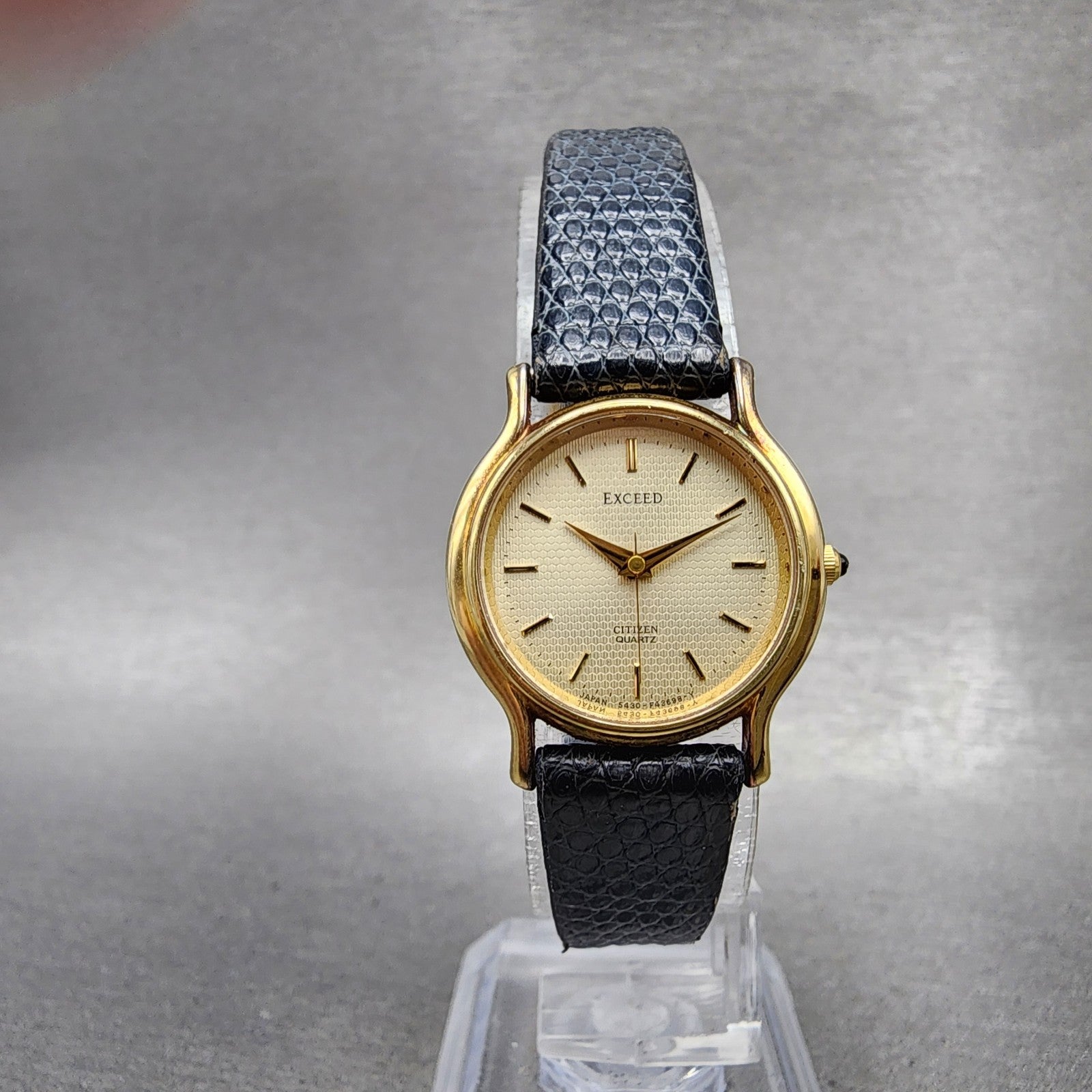 Citizen Exceed Watch Women 23mm Champagne Dial Gold Tone Round New Battery5