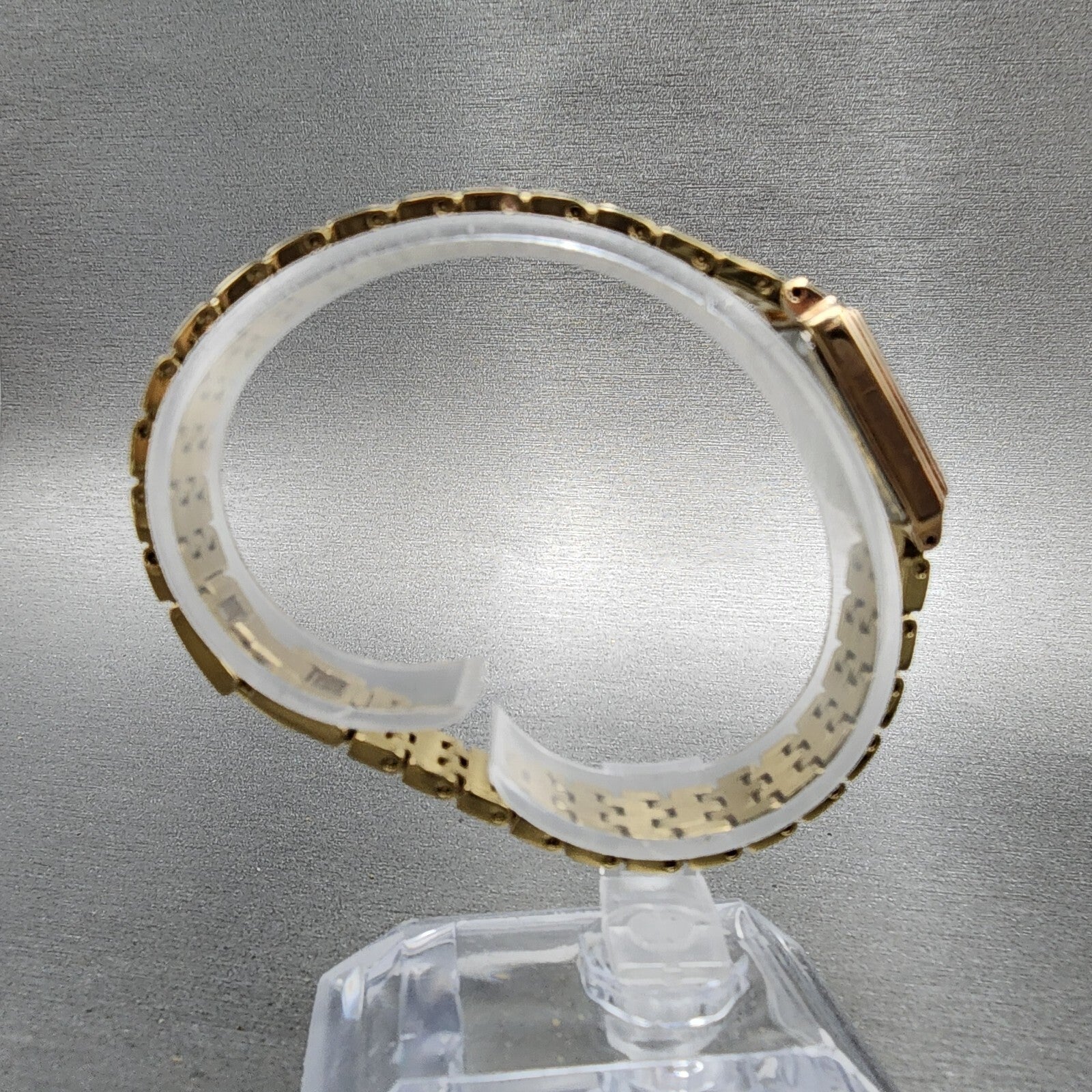 Seiko Tank Watch Women 16mm White Dial Gold Tone Rectangle 1n010fh0 New Battery8