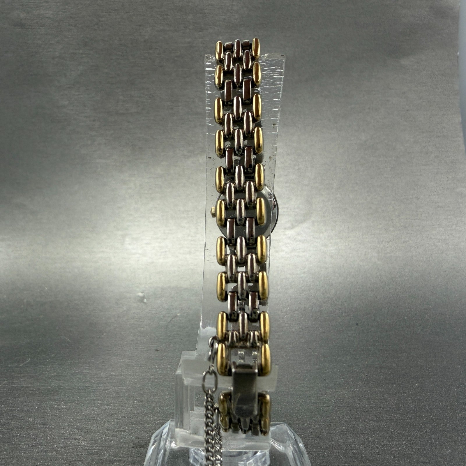 Seiko Alba Watch Women 15mm Silver Dial Two Tone Oval Y520-5070 New Battery VTG7