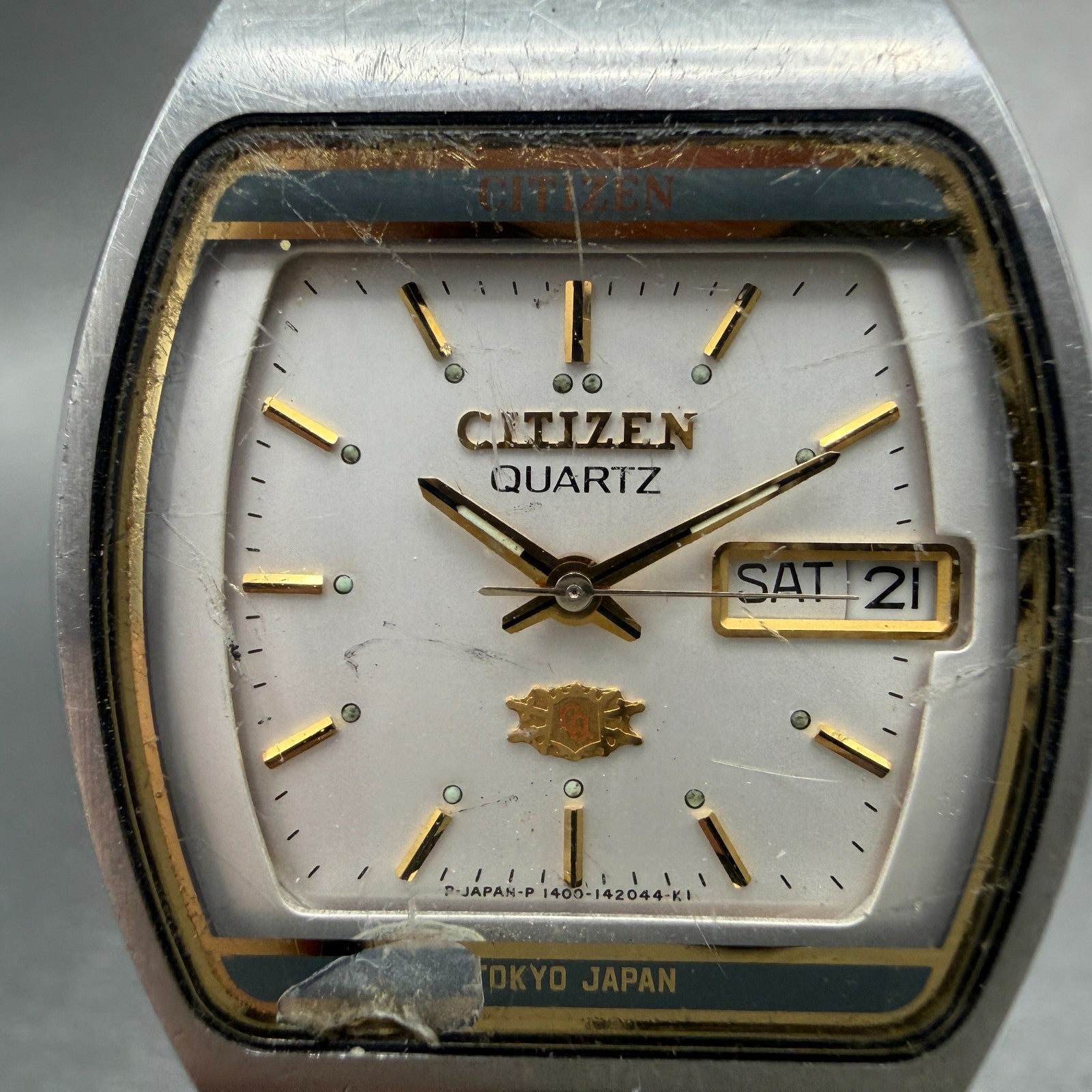 Citizen CQ Watch Men 34mm Silver Dial Two Tone Daydate 1400-140907 New Battery1