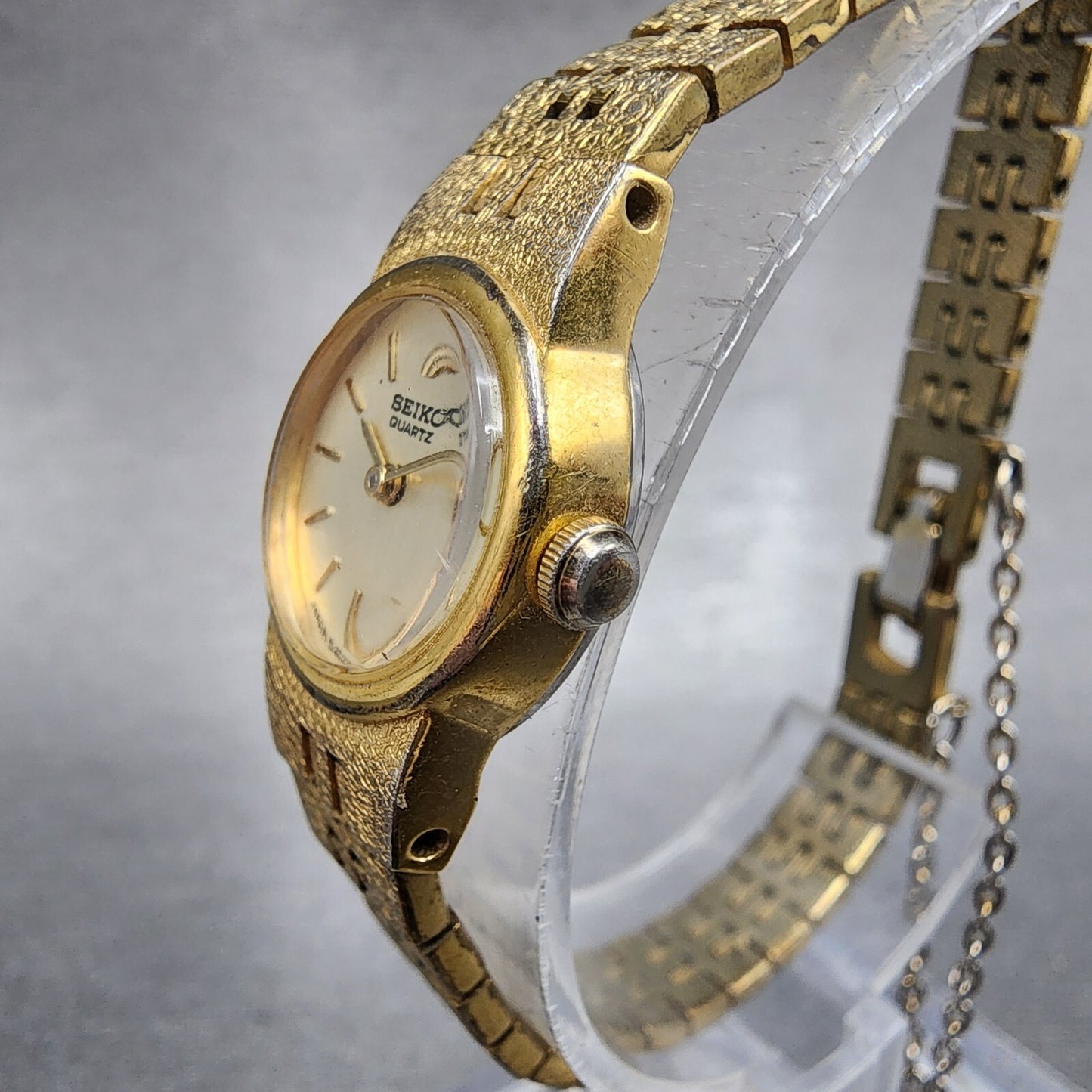 Seiko Watch Women 17mm Gold Dial Gold Tone Round 54205039 New Battery VTG ABD2
