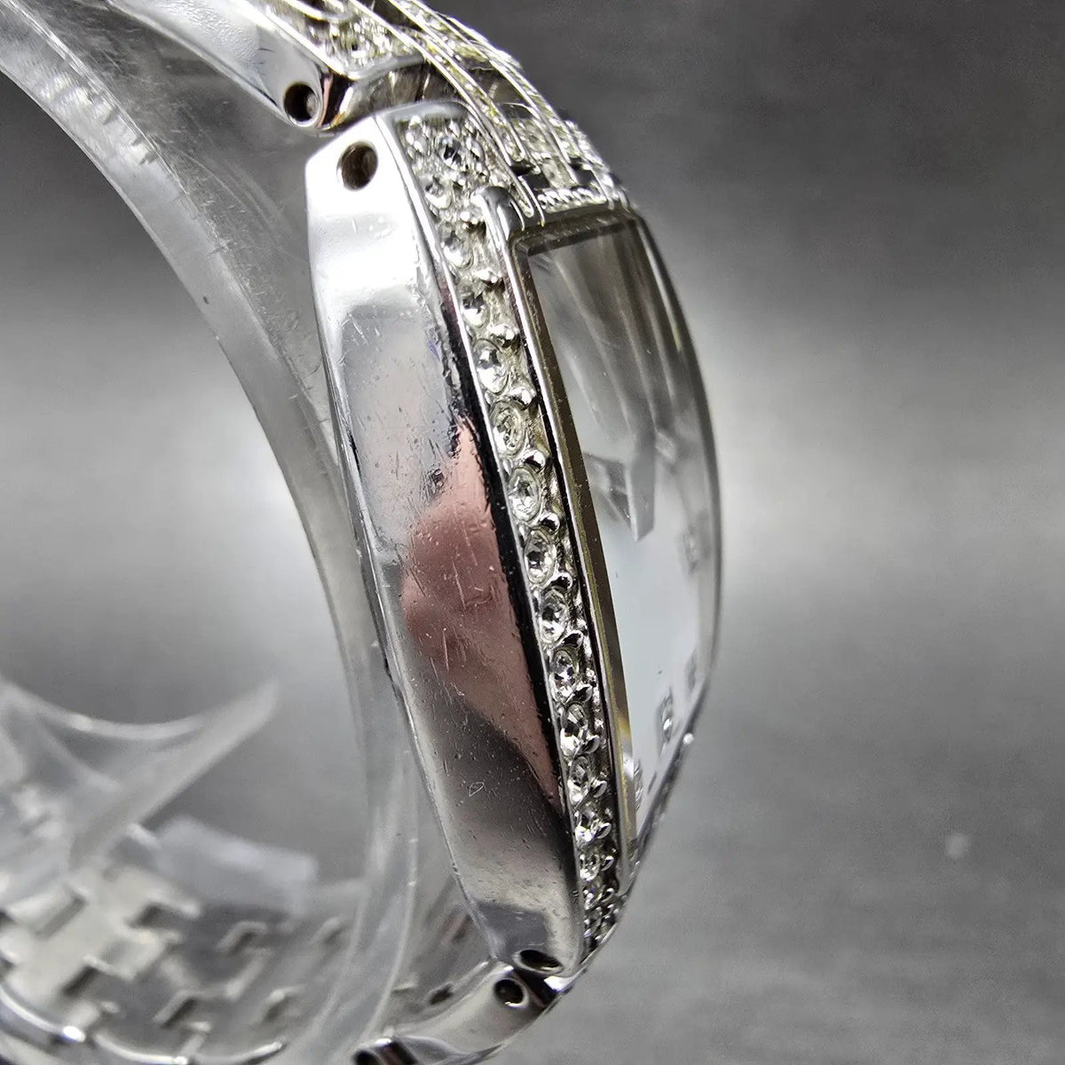 Wittnauer Watch Women 23mm MOP Dial Silver Crystal Bezel Oval New Battery3