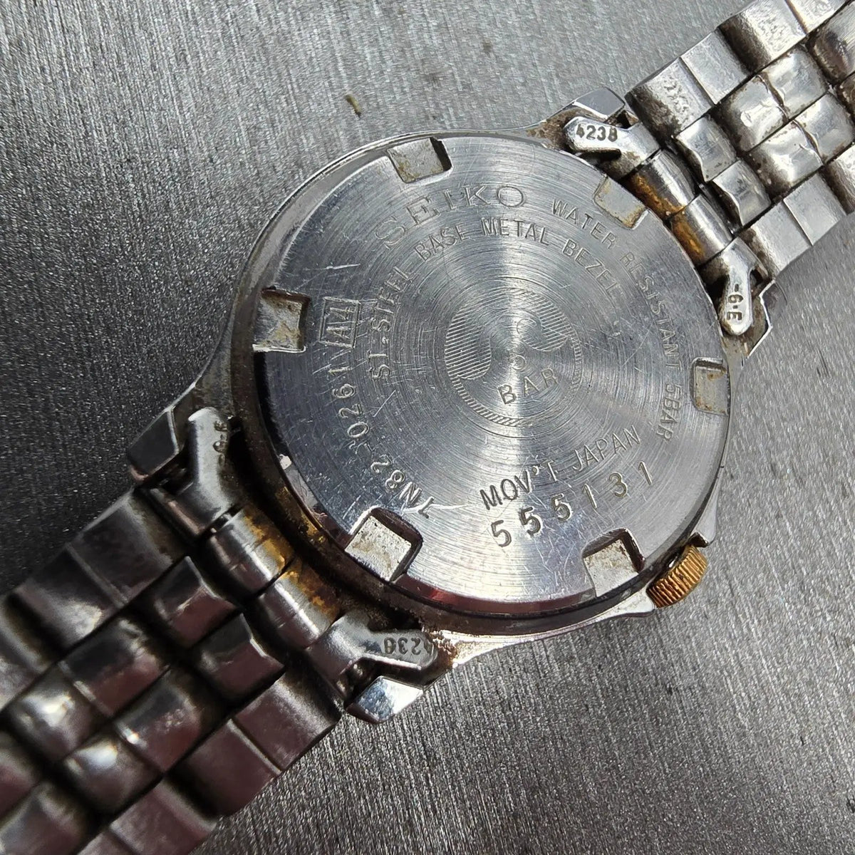 Seiko Sports 50 Watch Women 25mm Silver Dial Two Tone Date 7N82-0261 NewBatt Jp10