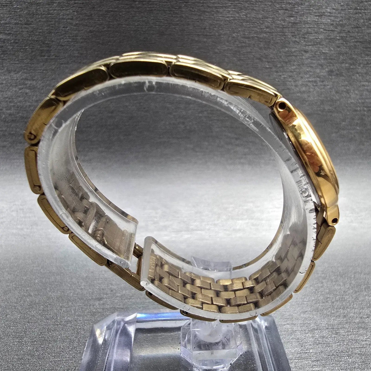 Seiko Watch Women 22mm Black Dial Gold Tone Round 1N00-0A99 New Battery VTG JP98